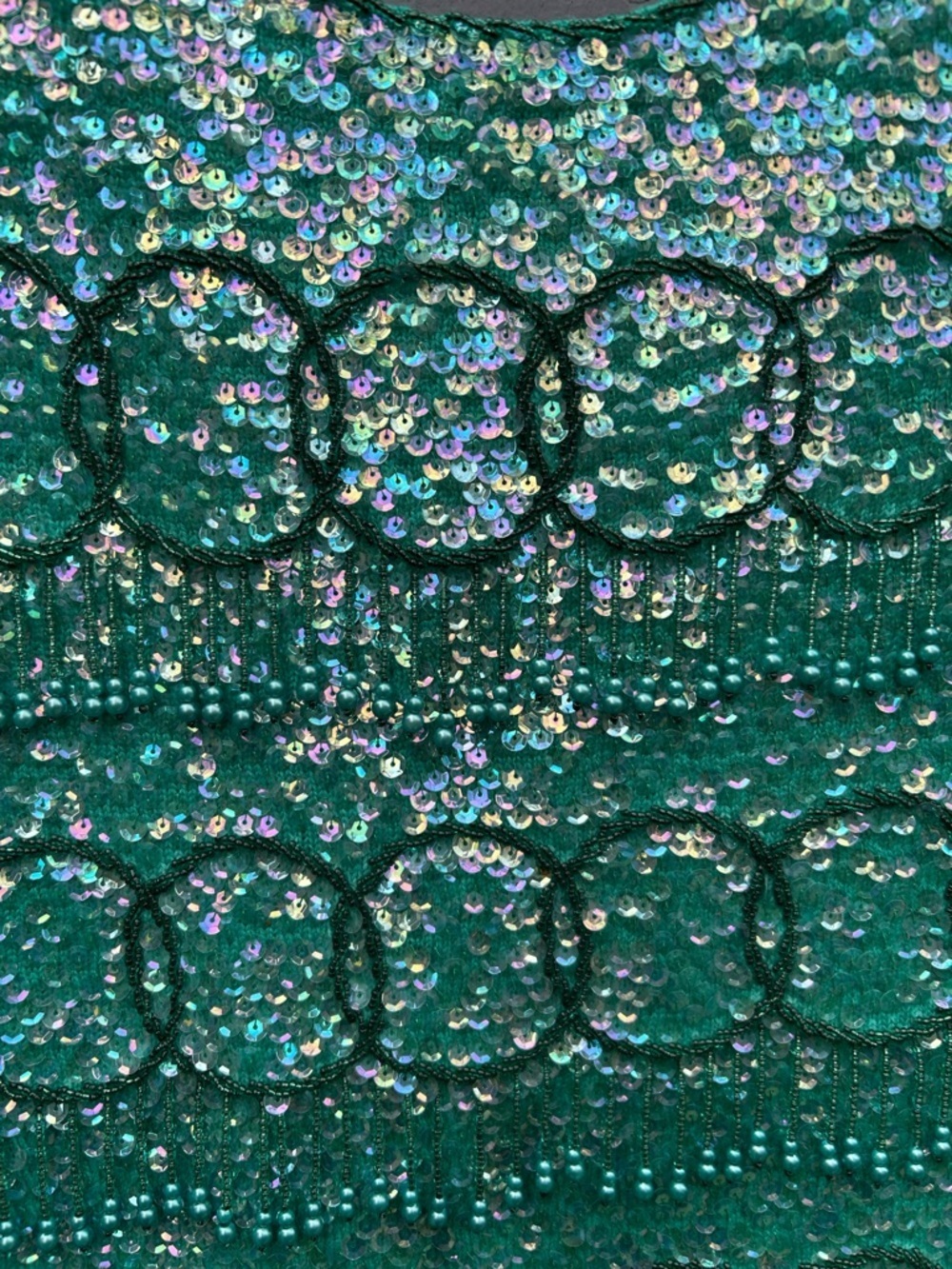 Vintage Green sequin sleeveless top, size “14” (modern 8/10) - Picture 4 of 11